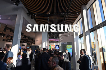 Решение Samsung SMART Signage изменят представление о шопинге