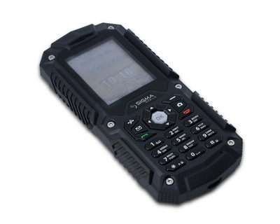 X-treme PQ67 - защищенный телефон с поддержкой 3G и Wi-Fi