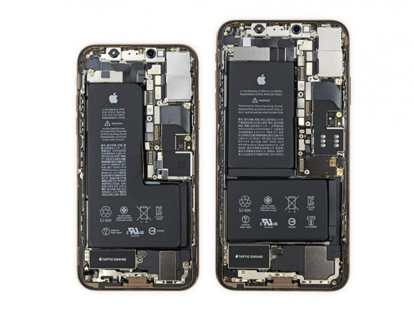 У iPhone XS Max внутри целых два аккумулятора