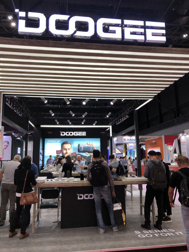 Что нового DOOGEE показала на выставке Mobile Electronics Fair в Гонконге?