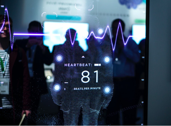 CES 2019: Panasonic представил сенсорное зеркало, которое видит вас насквозь