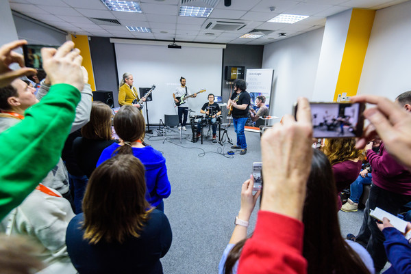 Украинские инженеры помогают создавать 70% современной музыки в мире