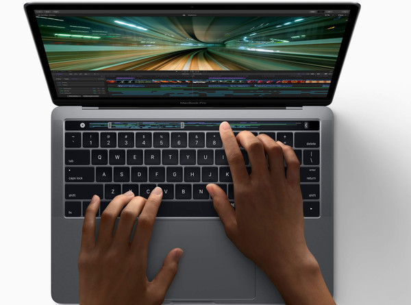 То, чего все так ждали: усовершенствованный лэптоп Apple MacBook из линейки Air