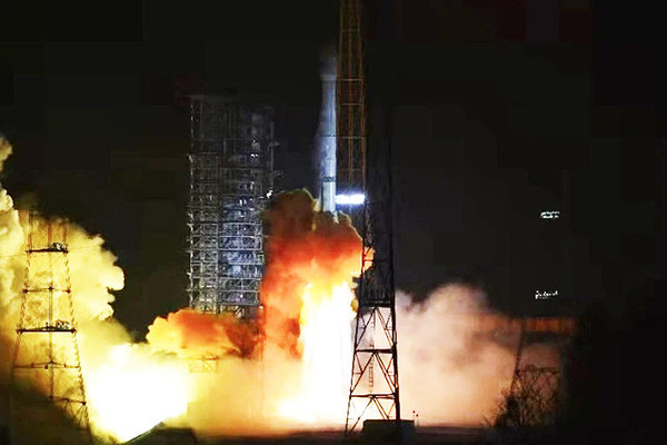 Китай открыл свой новый космический год успешным запуском спутника связи