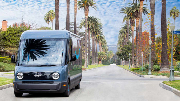 Amazon начала тестировать электрические фургоны доставки Rivian в Лос-Анджелесе